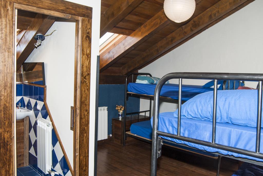 Albergue A'Noguera 카스티에요 데 하카 객실 사진